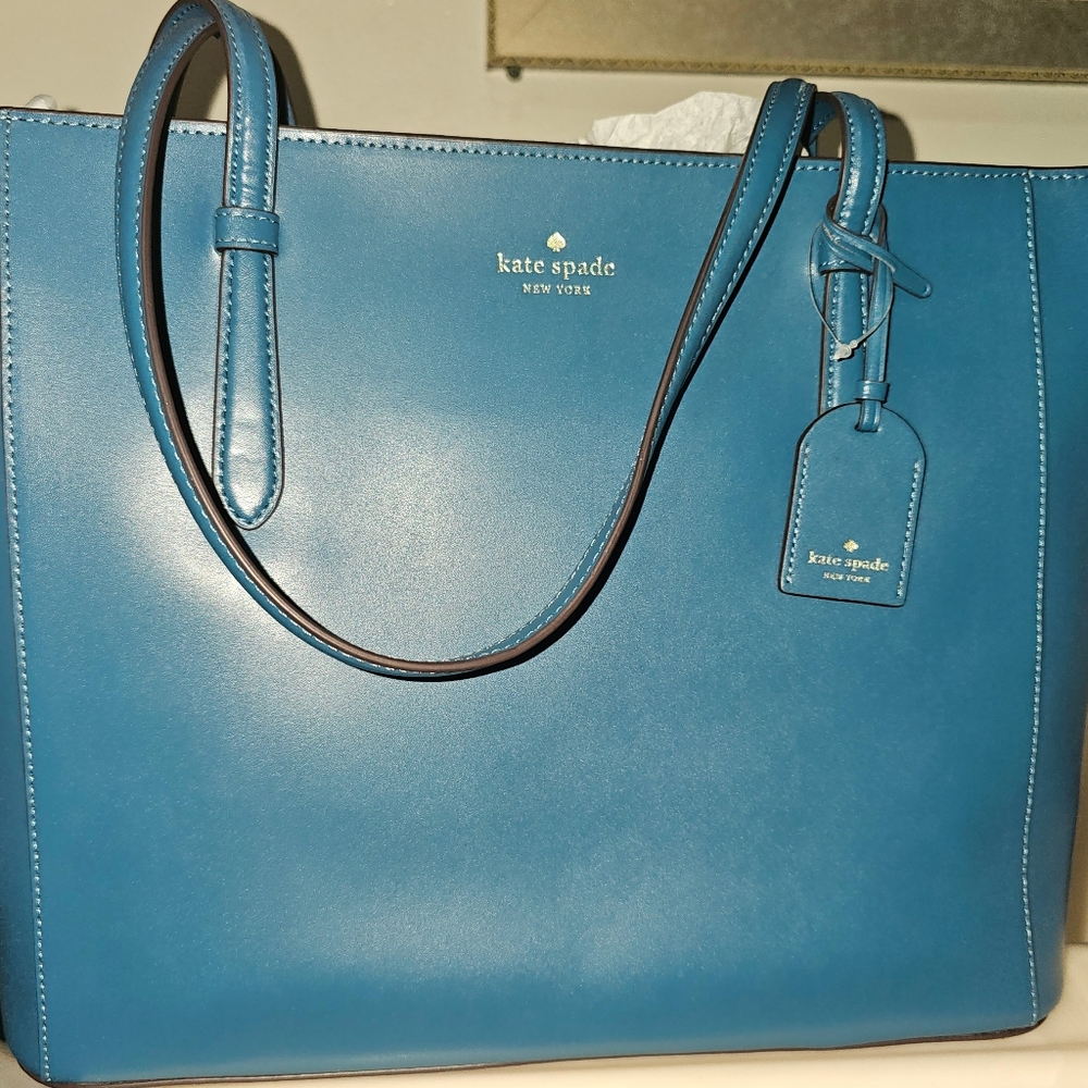 Kate Spade ♠️ Oversize Tote - Picture 11 of 13